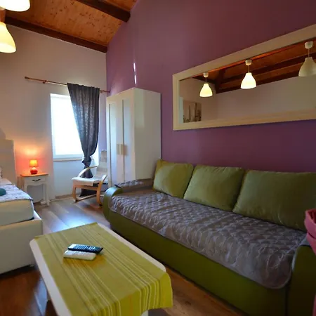 Διαμέρισμα Tranquil - With Balcony *