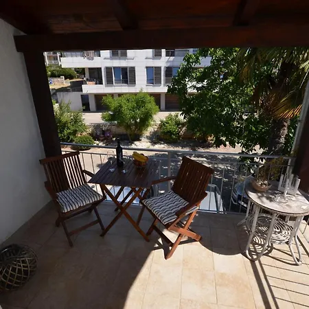 Tranquil - With Balcony * Ρόβινι